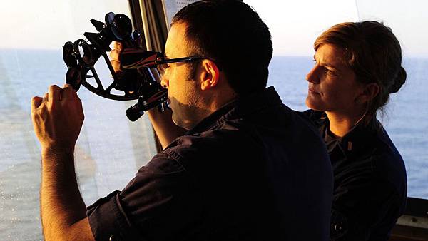 maritime-navigation-by-sextant-us-navy