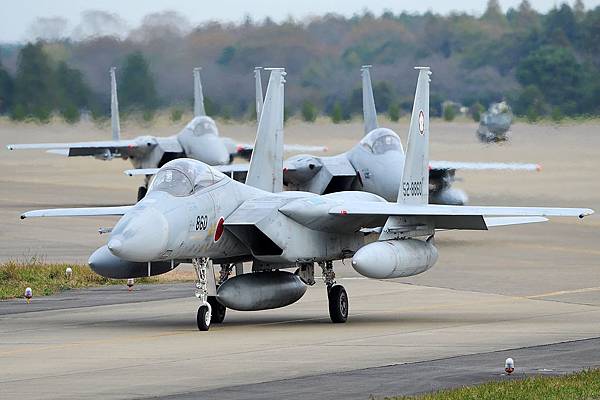 McDonnell_Douglas_(Mitsubishi)_F-15J_Eagle,_Japan_-_Air_Force_AN2185379