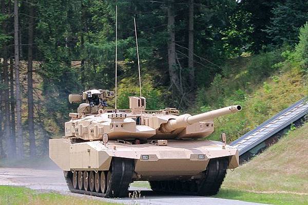 MBT_Main_Battle_Tank_Technologietrager_Germany_German_defense_industry_Rheinmetall_640_001 MBT_Main_Battle_Tank_Technologietrager_Germany_German_defense_industry_Rheinmetall_640_001