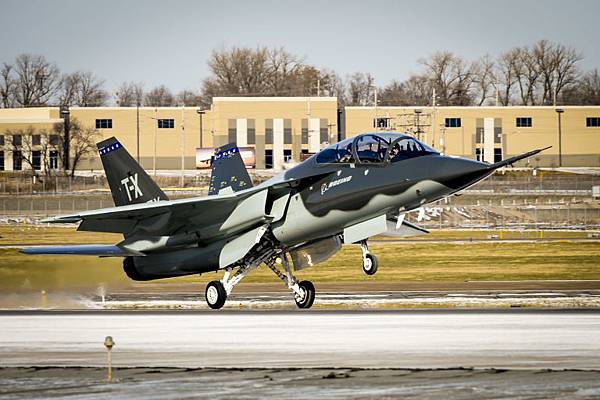 gallery-1482356558-boeing-t-x-returns-public