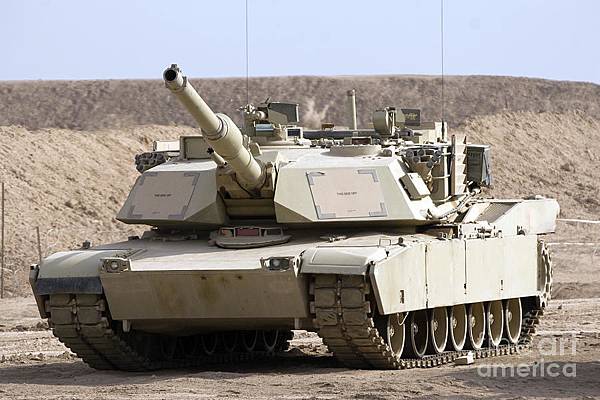 7-m1-abrams-tank-at-camp-warhorse-terry-moore