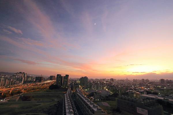 IMG_0137.JPG IMG_0137.JPG