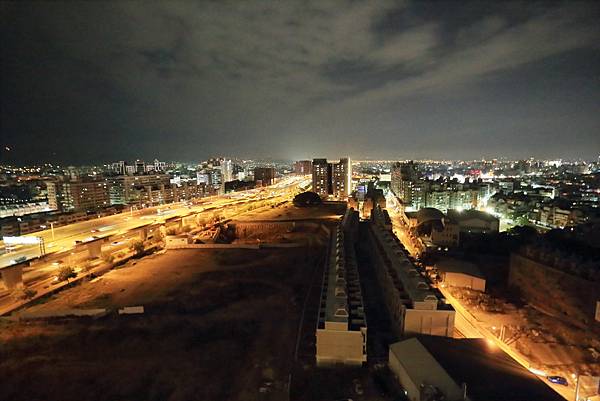 IMG_0570.JPG IMG_0570.JPG