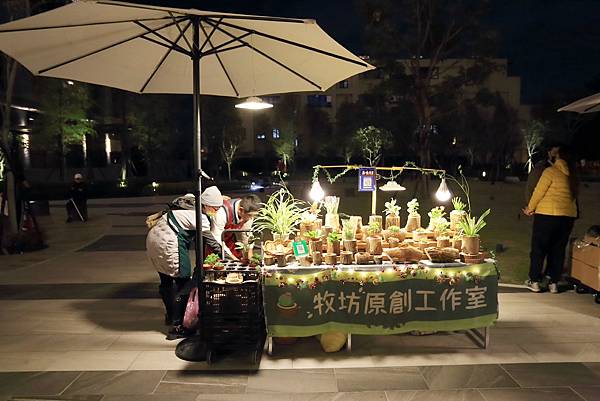 IMG_0585.JPG IMG_0585.JPG