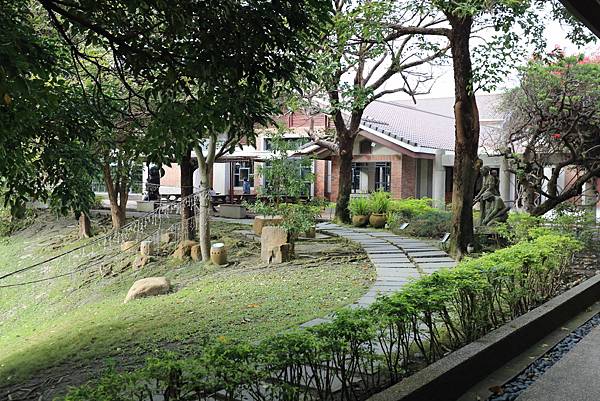 IMG_0689.JPG IMG_0689.JPG