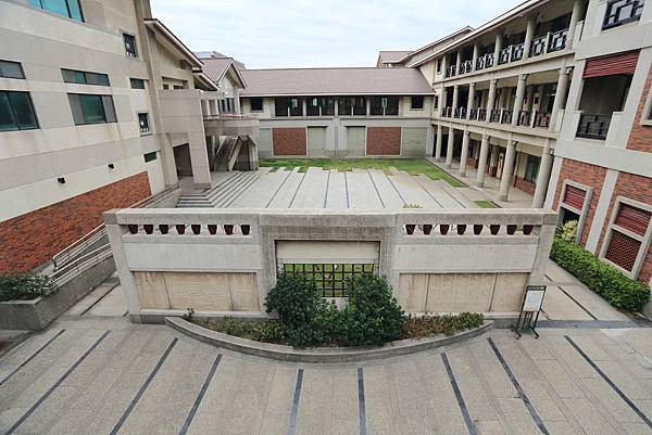 IMG_0830.JPG IMG_0830.JPG