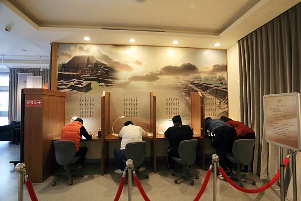 IMG_0140.JPG IMG_0140.JPG