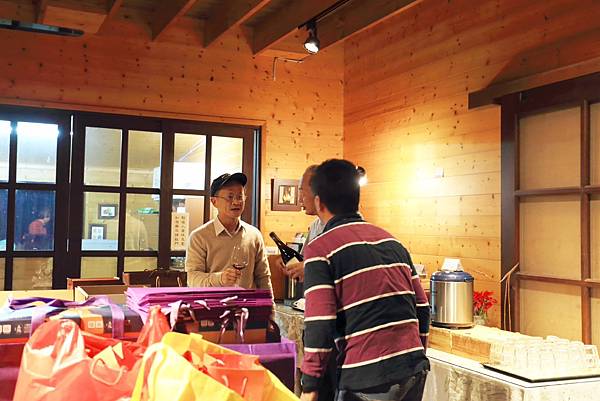 IMG_0480.JPG IMG_0480.JPG