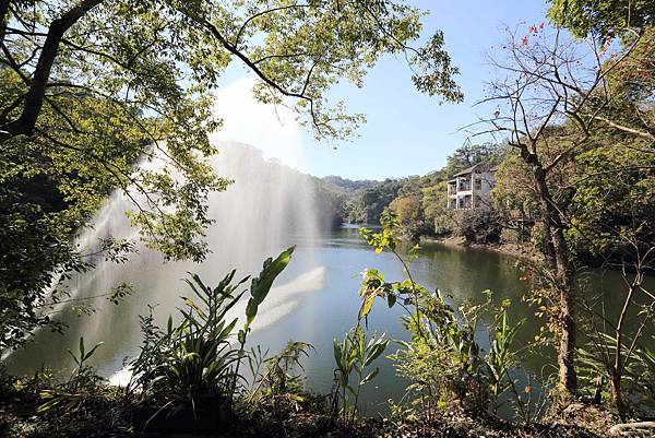 IMG_0586.JPG IMG_0586.JPG