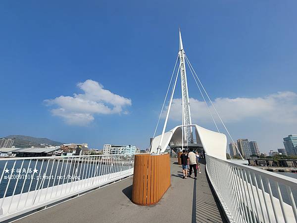 《高雄鹽埕》大港橋