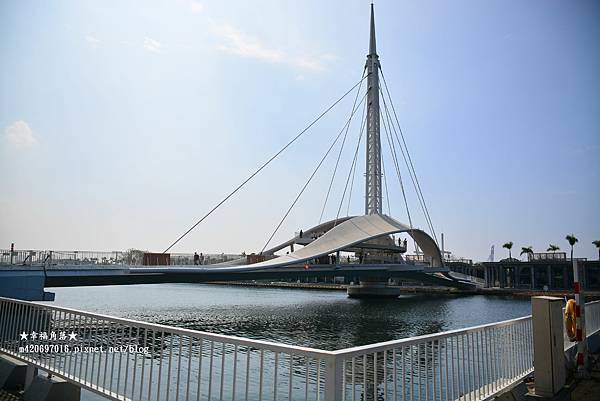 《高雄鹽埕》大港橋