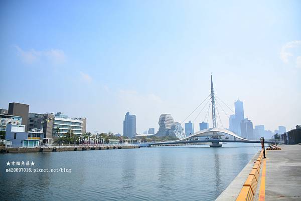 《高雄鹽埕》大港橋