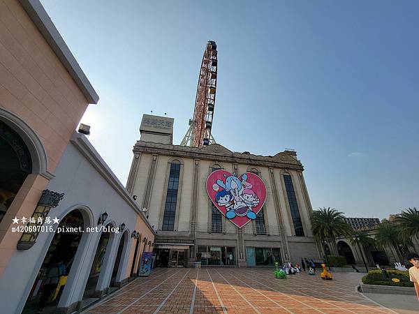 義大皇家酒店//義大世界購物廣場