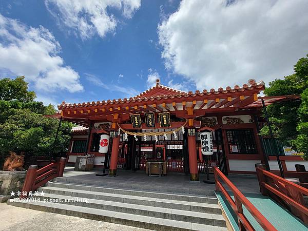 〔2023日本沖繩自由行4日遊〕那霸機場//豬肉蛋飯糰機場店