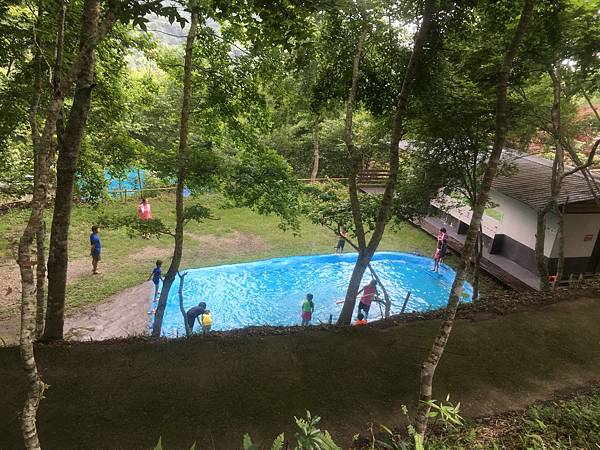 IMG_0877.JPG IMG_0877.JPG