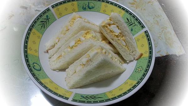 雞蛋三明治 (2)