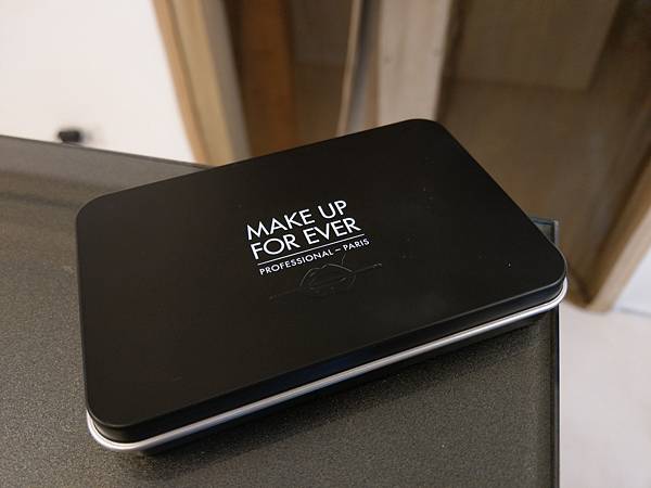 【MAKE UP FOR EVER新品】文末有體驗禮!!‖不厚重粉底-柔霧空氣粉餅