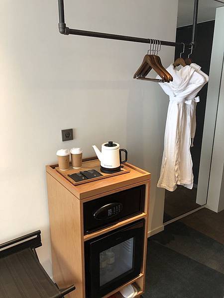 UNADJUSTEDNONRAW_thumb_3b3c.jpg UNADJUSTEDNONRAW_thumb_3b3c.jpg