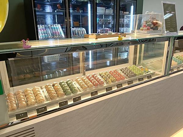 拾參馬卡龍:三多捷運門市日誌路線圖指南