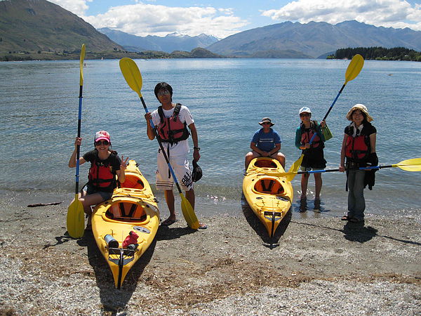 Kayaking in Lake Wanaka (3).jpg