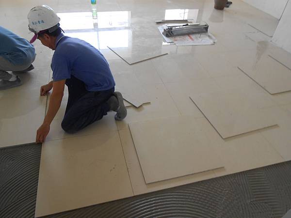 室內地磚施作 住家裝修,建築建造,工程紀錄