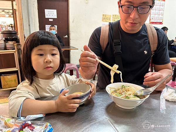 新竹親子住宿|房間就有溜滑梯盪鞦韆-童趣可愛的卡通主題房☆小