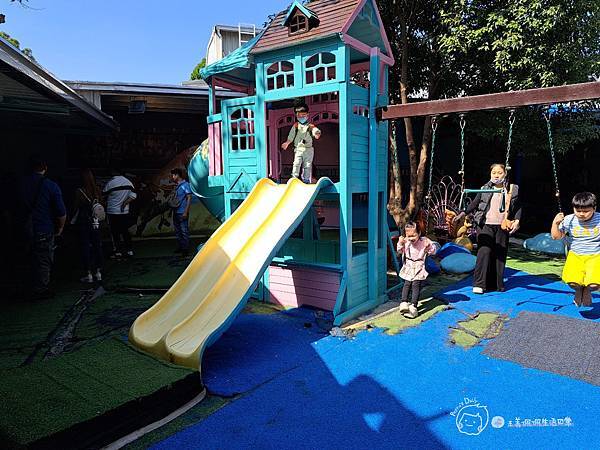 LINE_ALBUM_20231122_231123_45