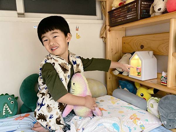 兒童語言故事機開箱|孩子的第一棟小房子-寶貝學習陪伴的新夥伴 兒童語言故事機開箱|孩子的第一棟小房子-寶貝學習陪伴的新夥伴