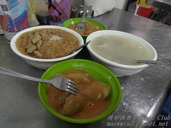 鶯歌美食系列報導@四神湯肉圓小腸麵線(鶯歌南雅夜市)～在臺灣