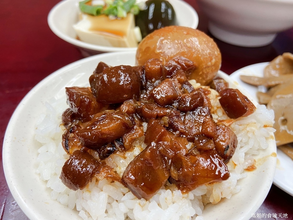 金鑽滷肉飯1.JPG