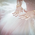 ^.<忙碌的美麗新娘們重要的日子!! 手部指甲小細節還是要留意唷!依然要美美戴上戒指