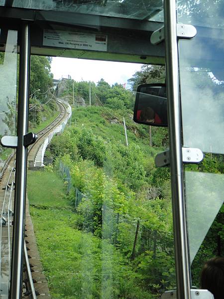 高坡度的登山軌道