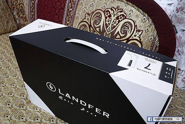 時尚穿搭【LANDFER】台灣品牌時尚雨鞋。長筒雨靴。雨靴時尚穿搭.JPG 時尚穿搭【LANDFER】台灣品牌時尚雨鞋。長筒雨靴。雨靴時尚穿搭.JPG