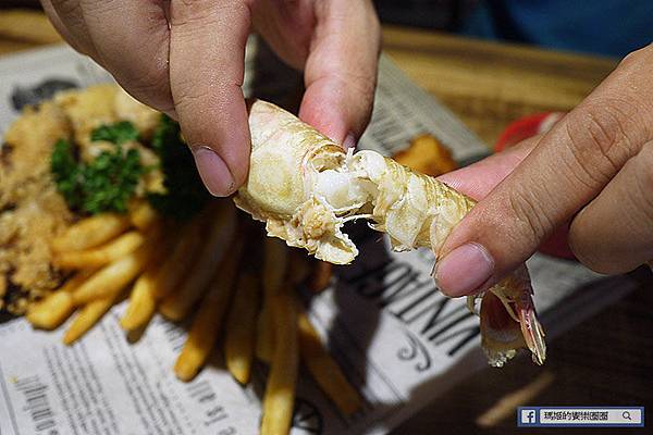 Azar輕食咖啡 台北東區美食 捷運忠孝復興美食.JPG