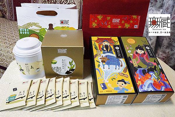 宅配美食【無藏茗茶】九款故事茶。烏龍茶煎餅。紅茶牛軋糖 宅配美食【無藏茗茶】九款故事茶。烏龍茶煎餅。紅茶牛軋糖
