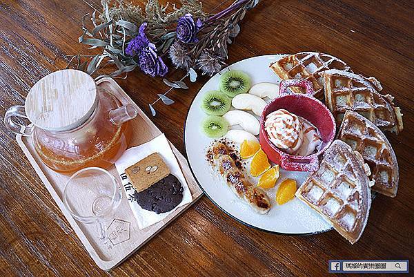 台北美食【伍伍零咖啡與餐】乾燥花咖啡館。士林芝山早午餐推薦