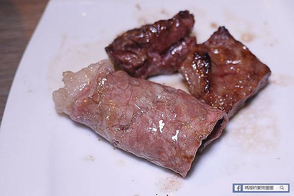 桃園美食【山奧屋無煙燒肉-桃園南崁店】桃園南崁燒肉推薦。中秋烤肉。慶生聚餐享優惠。專業桌邊服務