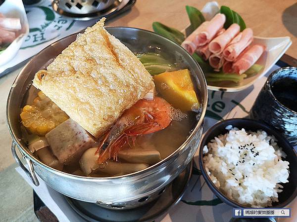 苗栗景點【花露休閒農場】浪漫聖誕花園。精油主題館。薰衣草花園。苗栗景觀農場