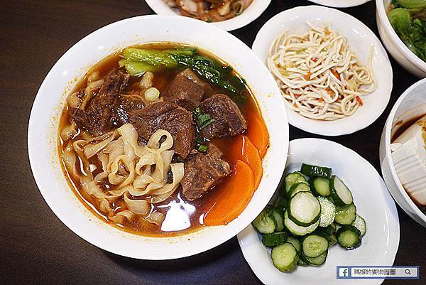 【小美好牛肉麵】東門牛肉麵推薦!好吃的半筋半肉紅燒牛肉麵~牛肉蔬菜鮮味湯頭不加味精健康好味道! 【小美好牛肉麵】東門牛肉麵推薦!好吃的半筋半肉紅燒牛肉麵~牛肉蔬菜鮮味湯頭不加味精健康好味道!