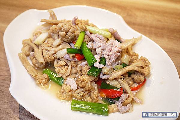 台北甕缸雞推薦【一吃上癮甕缸雞】市民大道甕缸雞/台菜熱炒海鮮料理