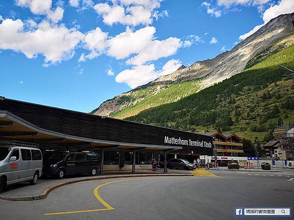 瑞士景點【策馬特Zermatt】瑞士滑雪勝地/馬特洪峰賞日出景點/絕美山城小鎮/冰河列車