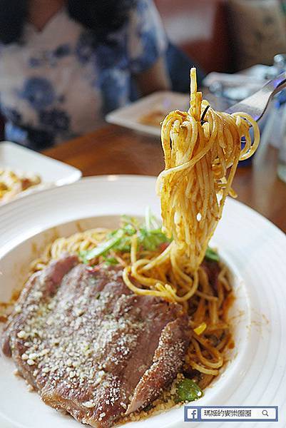 八里美食【提立歐義式餐廳】牛排/披薩/義大利麵/燉飯新菜色登場/八里左岸美食沙雕展一日遊行程