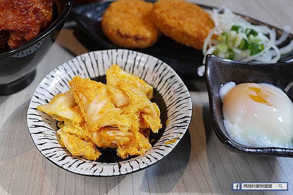 基隆廟口丼飯【小牛丁次郎坊x基隆廟口支店】基隆最強燒肉丼/基隆美食