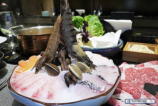 台北大安火鍋推薦【二本松涮涮屋】高CP值頂級精緻鍋物。台北大安美食。精緻情人節套餐 台北大安火鍋推薦【二本松涮涮屋】高CP值頂級精緻鍋物。台北大安美食。精緻情人節套餐