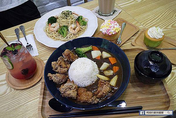 板橋早午餐【杯子貓小餐館&杯子蛋糕】萌系小餐館/板橋美食/板橋下午茶/新埔美食