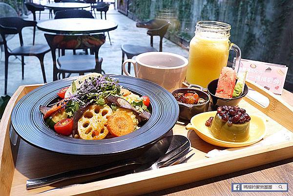 新店素食【Doodle蔬食 嘟斗蔬食】年輕人會喜歡的蔬食餐廳/新店七張蔬食/新店七張素食 新店素食【Doodle蔬食 嘟斗蔬食】年輕人會喜歡的蔬食餐廳/新店七張蔬食/新店七張素食