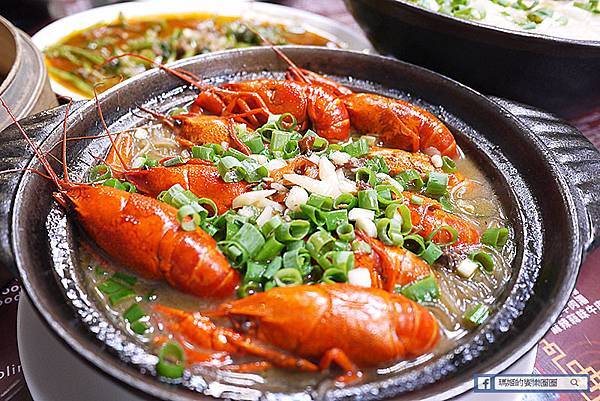 西門牛肉麵【滿漢牛肉麵食堂】超鮮水蟹粥/必吃小龍蝦/小籠包/牛肉麵/熱炒/炒飯大滿足 西門牛肉麵【滿漢牛肉麵食堂】超鮮水蟹粥/必吃小龍蝦/小籠包/牛肉麵/熱炒/炒飯大滿足