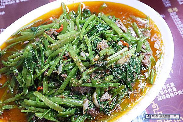 西門牛肉麵【滿漢牛肉麵食堂】超鮮水蟹粥/必吃小龍蝦/小籠包/牛肉麵/熱炒/炒飯大滿足