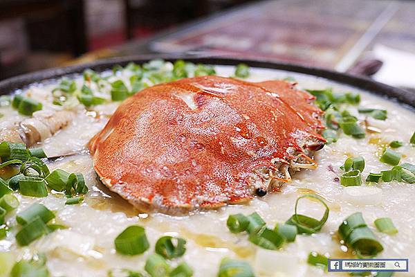 西門牛肉麵【滿漢牛肉麵食堂】超鮮水蟹粥/必吃小龍蝦/小籠包/牛肉麵/熱炒/炒飯大滿足