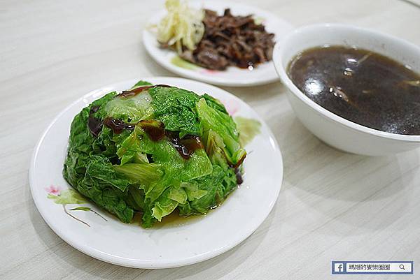 中壢美食【鐘予原味當歸鴨中壢店】大推超嫩當歸鴨腿飯/中壢當歸鴨推薦